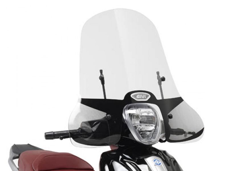 GIVI Airstar Windscreen Piaggio Medley 125/150 (2016- / transparent)