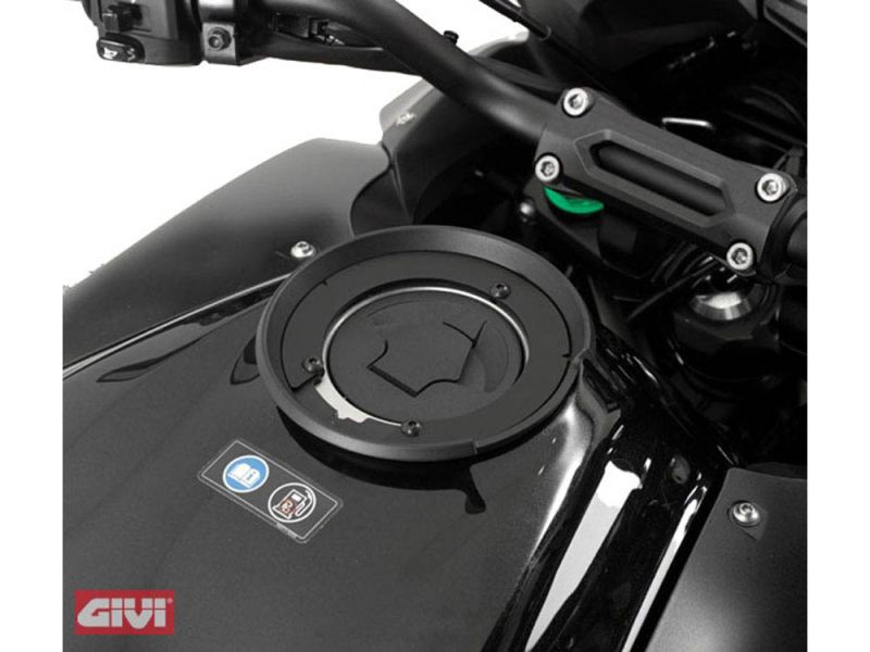 GIVI Tank mounting for tank bag with TankLock BF26